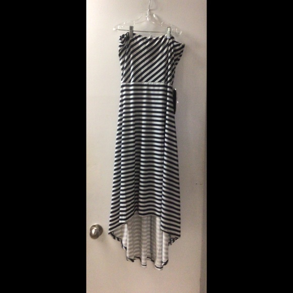 🌟 Hi-Low Sleeveless Dress - Picture 1 of 4